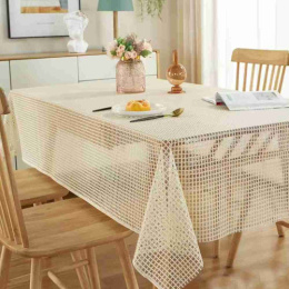 Клеенка столовая без основы фигурная сетка 1,37х20м Радужный Дом РД09492