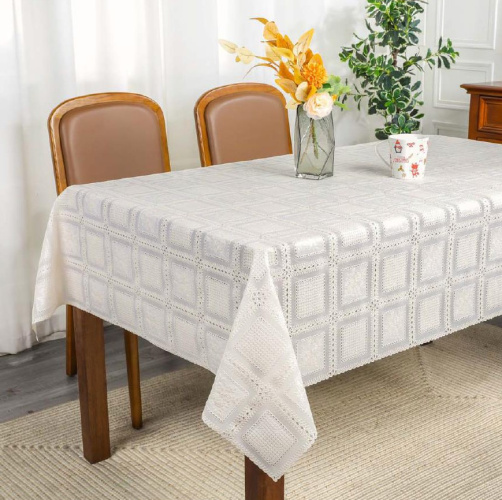 Клеенка ажурная 1,37х20м DKTX 420WH