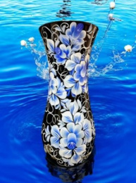 Ваза для цветов стеклянная кувшин h-26,5см Flora Гжель на черном, в п/у Декор-Стиль Н 43737