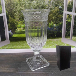 Ваза для цветов стеклянная кубок h-32,5см d-16см Радужный Дом РД20624