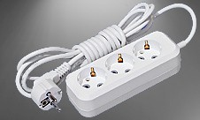 Удлинитель 3 розетки  3м 10А с заземлением, ПВС 3 х 0,75, 2200Вт, в пакете Веллконт У10/16-564