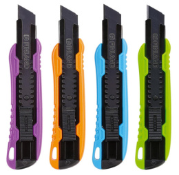 Нож пластиковый с выдвижным сегментированным лезвием 18мм, цвета в ассортименте Finland 2013