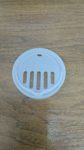 Крышка сливная полиэтиленовая d-82мм прозрачная