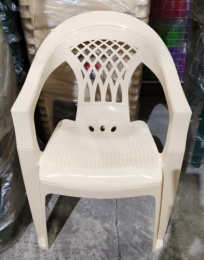 Кресло пластиковое Элегант бежевый Ар-Пласт 11012