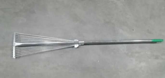 Грабли веерные раздвижные 15 зубьев оцинкованные металлический черенок ГВР-15