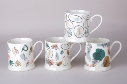 Кружка фарфоровая 380мл Bloom, 4 дизайна в ассортименте Коралл 8084