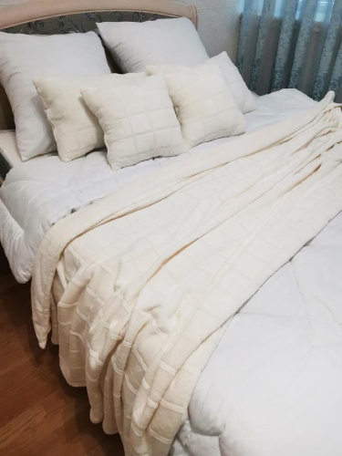 Плед 150х200см фланель Клетка молочная ДомВелл 152C