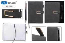 Набор подарочный Ежедневник недатированный А5 116 листов + ручка, застежка на магните, кожзам под нубук графит МС-7432