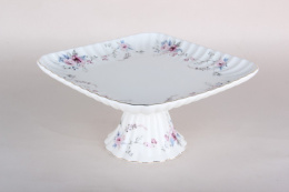 Ваза фарфоровая на ножке квадратная 250мм Коралл GC60-5-2406