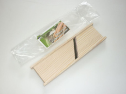 Терка для корейской моркови деревянная, нержавеющие лезвия, 24х7х1,5см Мирхозторг 1018