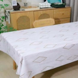 Клеенка столовая на тканевой основе 1,37х20м Радужный Дом РД23878