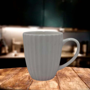 Кружка керамическая 400мл Вертикаль, белый Радужный Дом РД22604