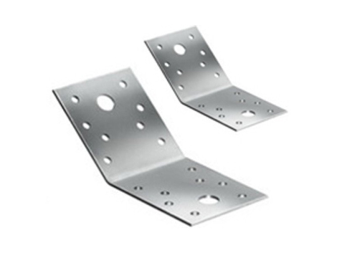 Крепежный уголок под 135 град. KUS 105 135105