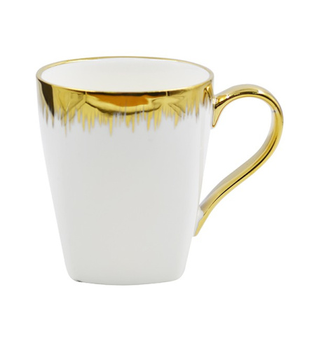 Кружка фарфоровая 330мл Роскошь Lavenir 333-331