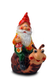 Фигурка садовая гипсовая Гном на улитке 53х68см ГусьДекорЛюкс 2С12